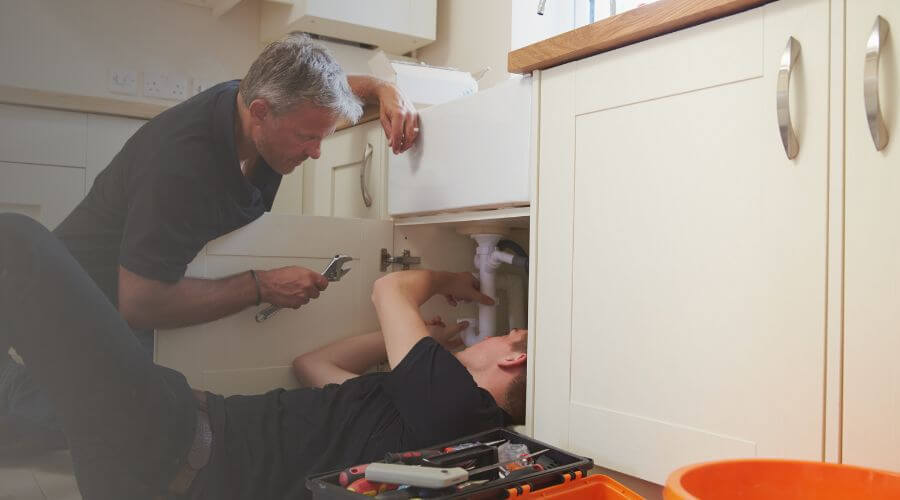 Professional Leak Detection Services in Holyrood, KS